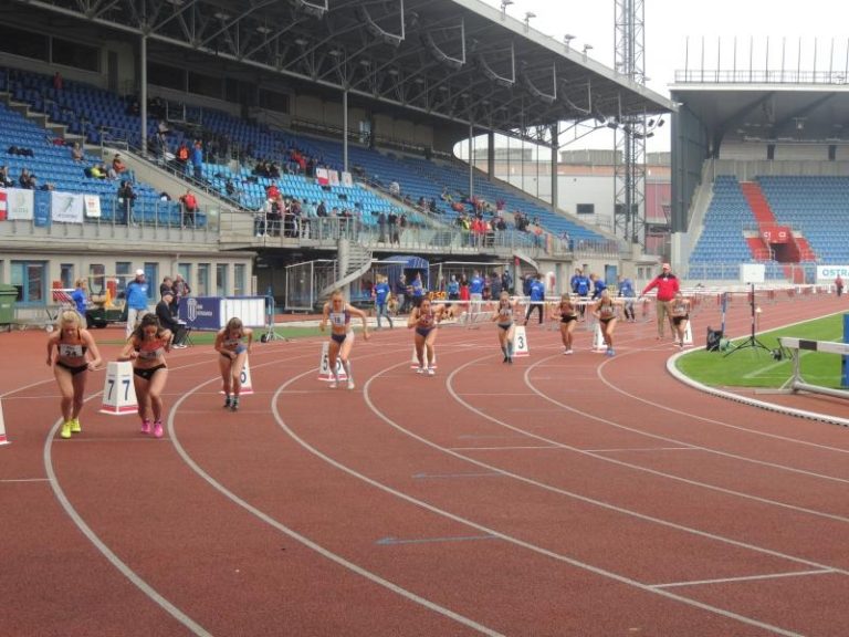 Juniorky osmě v republice