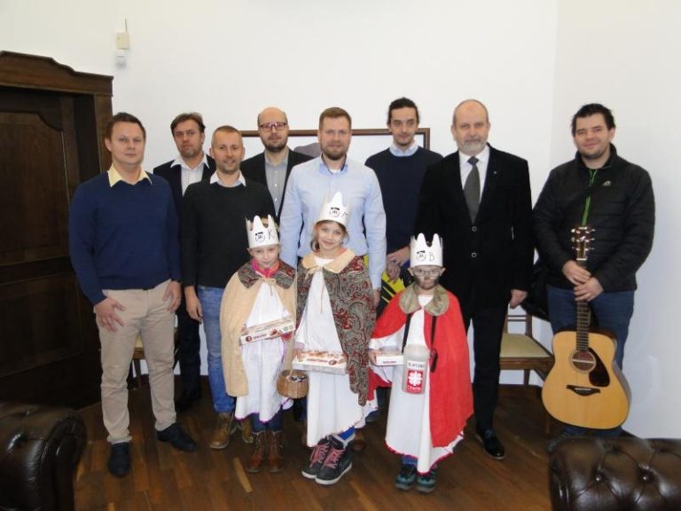 Tři králové zavítali na magistrát