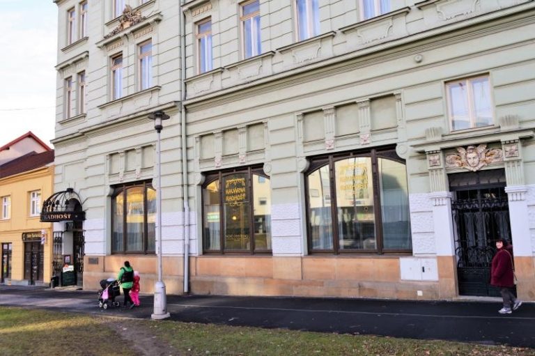 Co bude s kavárnou Radhošť?