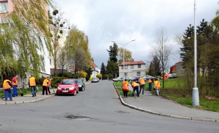 V pondělí začne jarní úklid města