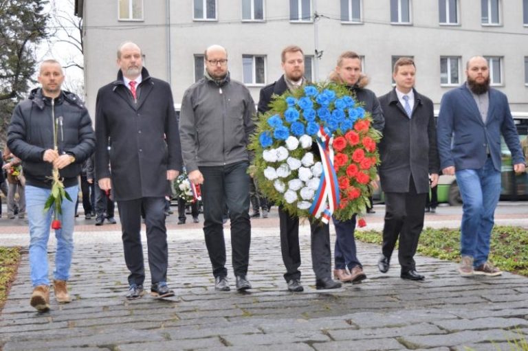 Připomínka hrdinství místních vojáků