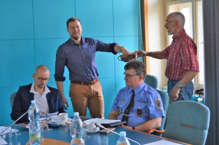 Rada seniorů probírala „šmejdy“