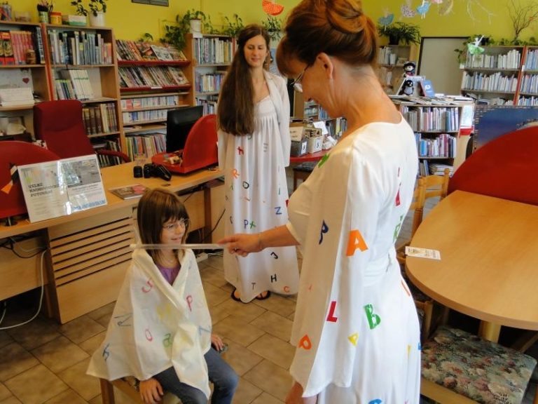 Prvňáci byli pasováni na čtenáře