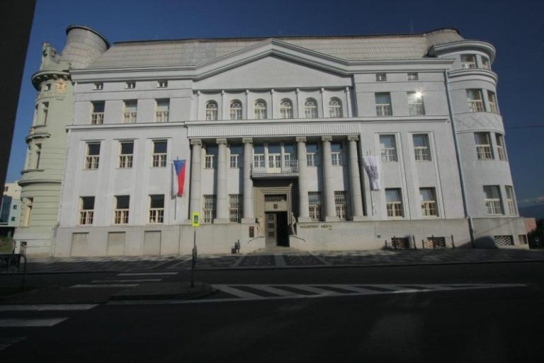 O čem rozhodli radní?