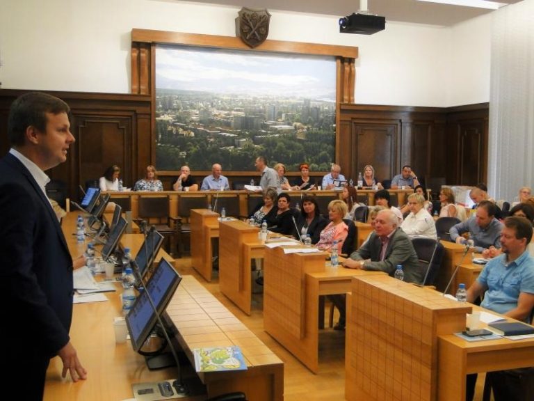 Ředitelé škol měli poradu