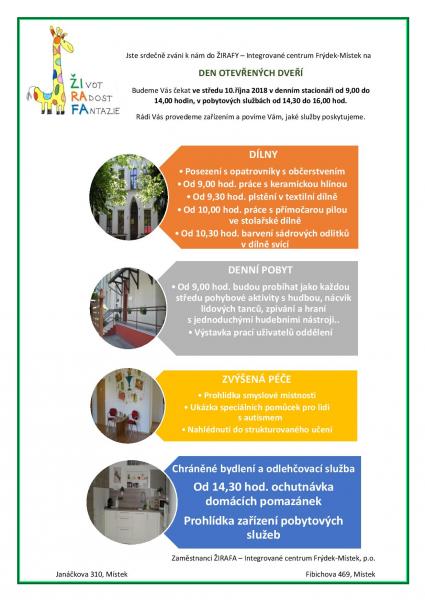 Žirafa láká na Den otevřených dveří