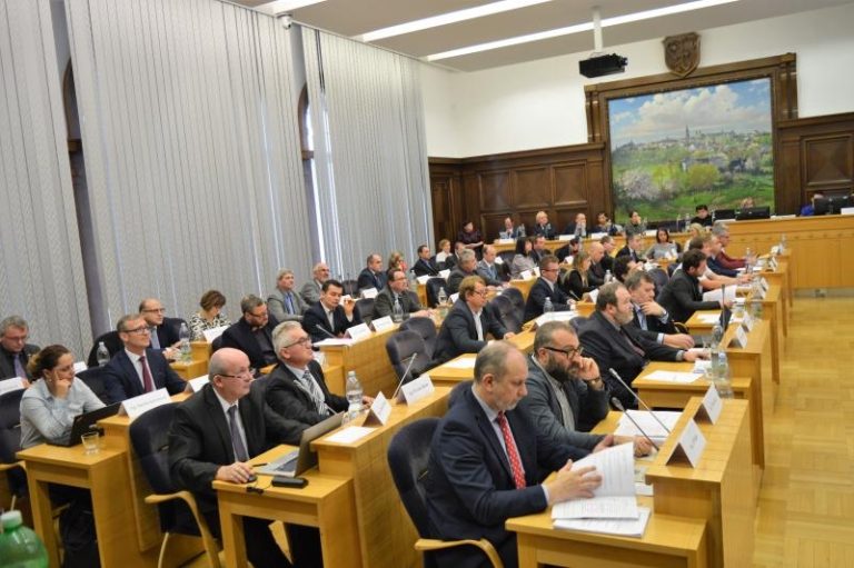 Město bude hospodařit s více jak jednou a půl miliardy