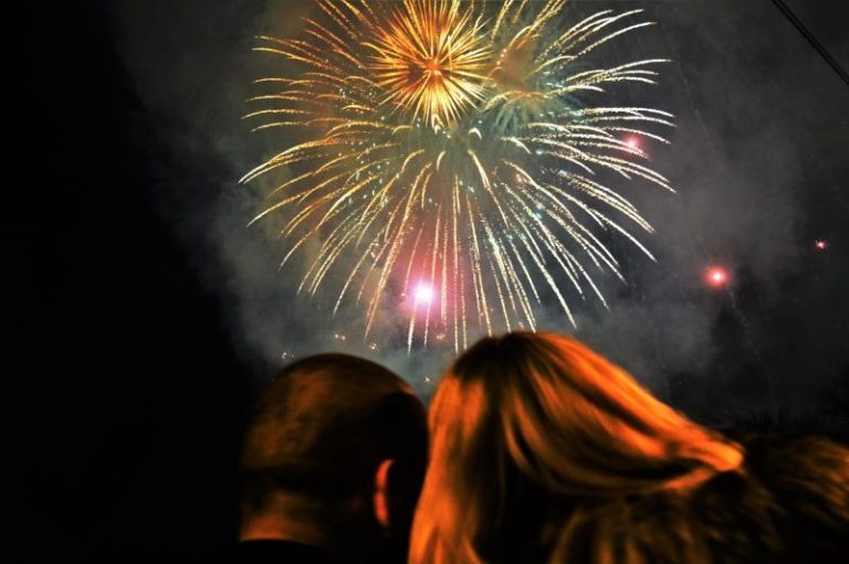 Lidé si příchod nového roku užili, někteří až moc