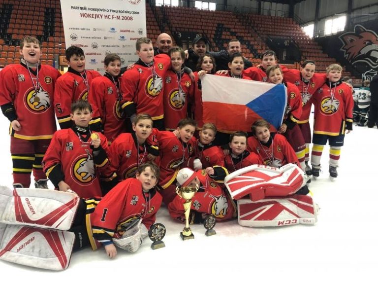 10letí hokejisté si ze Slovenska přivezli zlato