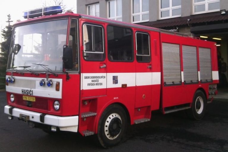 Nabídka automobilové cisterny, stříkačky LIAZ 18.29 XA CAS K 25 k prodeji