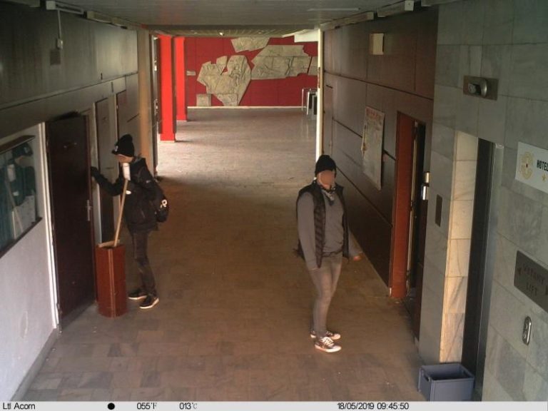 Fotopasti v Hotelu Centrum zachytily „vandaly“