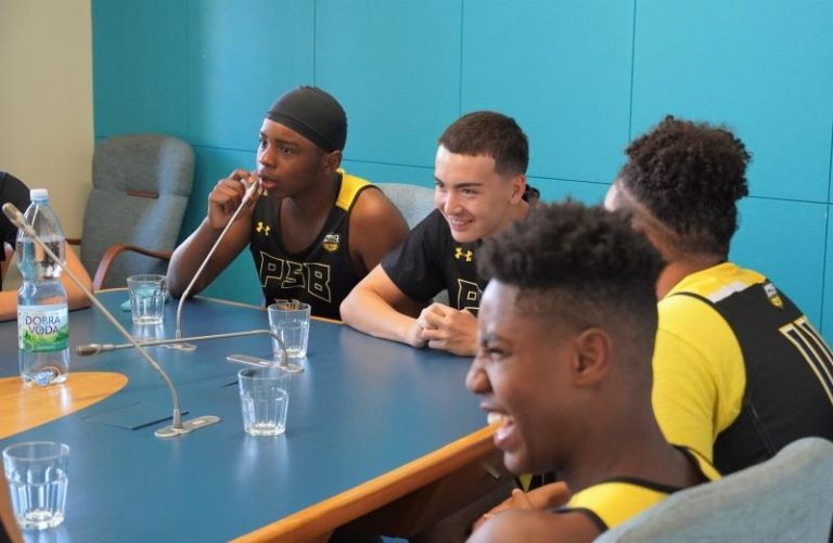 Ve Frýdku-Místku jsou basketbalisté z USA