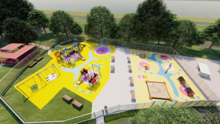 Hřiště v parku u řeky prochází velkou proměnou