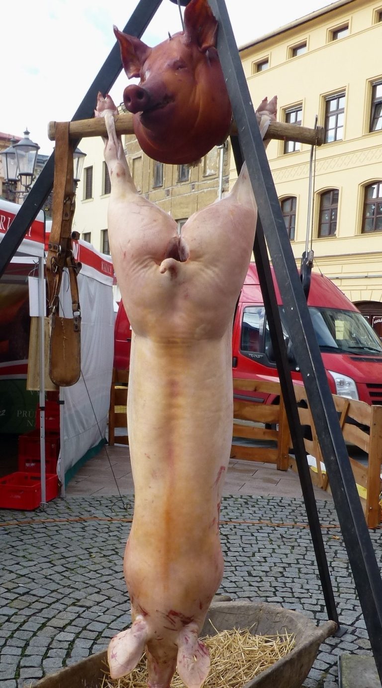Farmářské trhy provoní zabijačkové speciality