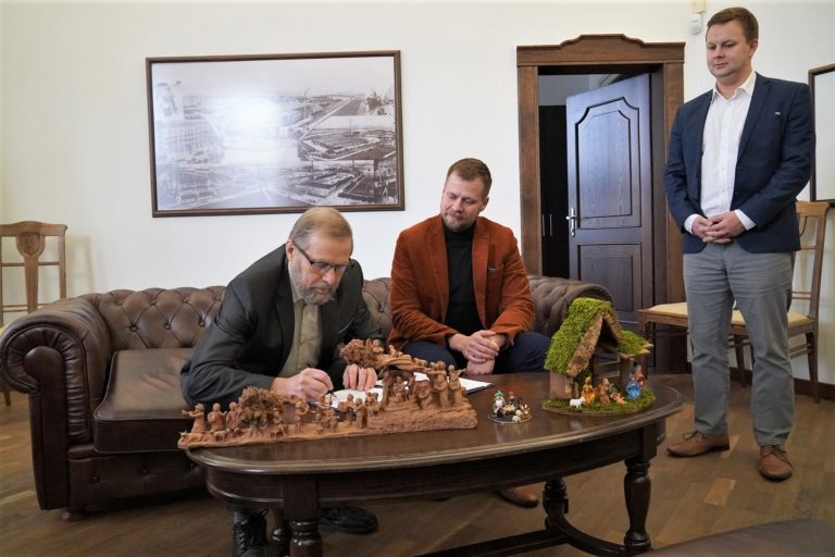 Výstava betlémů si vysloužila podepsání memoranda