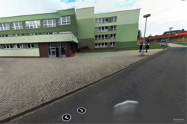 Další škola vyhlašuje chřipkové prázdniny