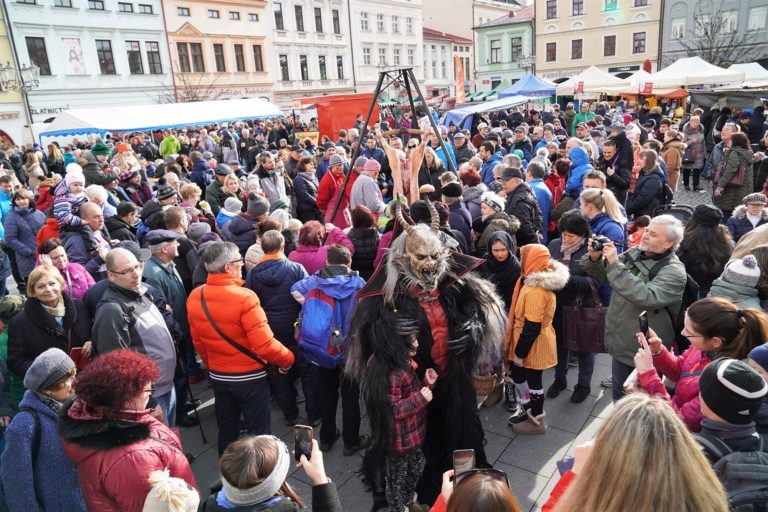 Centrum města žilo masopustem