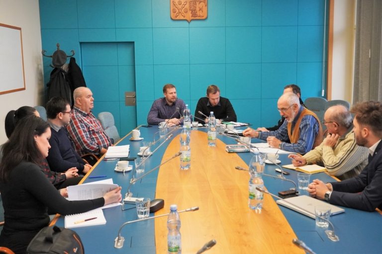 Centrum aktivních seniorů „jede“