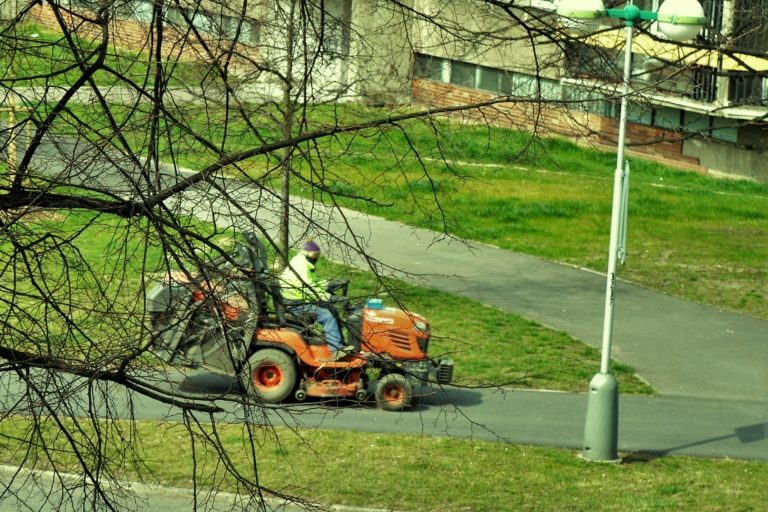 Technické služby nezahálí