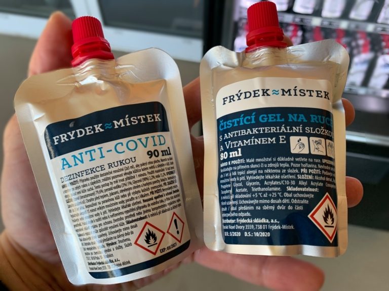 V automatech je nově i anitbakteriální gel a dezinfekce je levnější