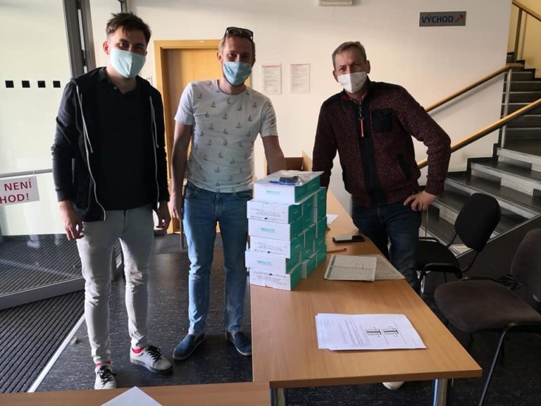 V zařízeních pro seniory a odlehčovacích službách probíhá testování na COVID-19