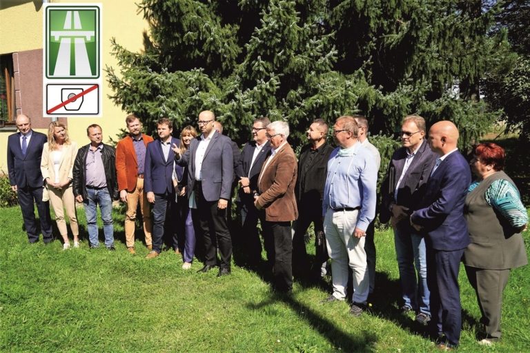 Poslední šance podepsat petici za zrušení dálničního poplatku bude 15. září