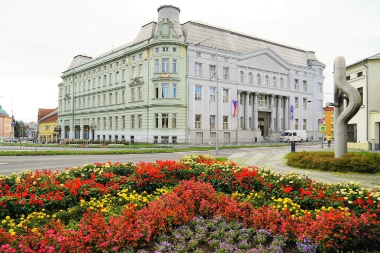 Omezení úředních hodin