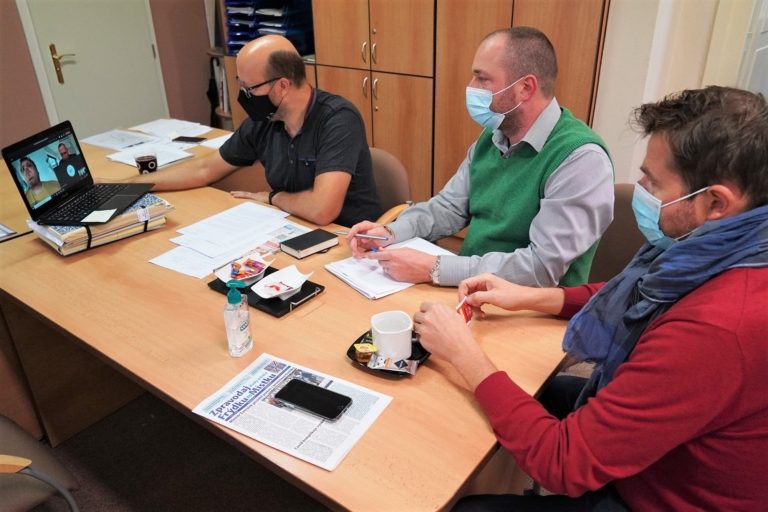 Ministerstvo pro zrušení dálniční známky nemá pochopení