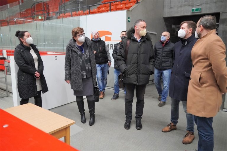 Město prověřuje alternativy umístění očkovacího centra