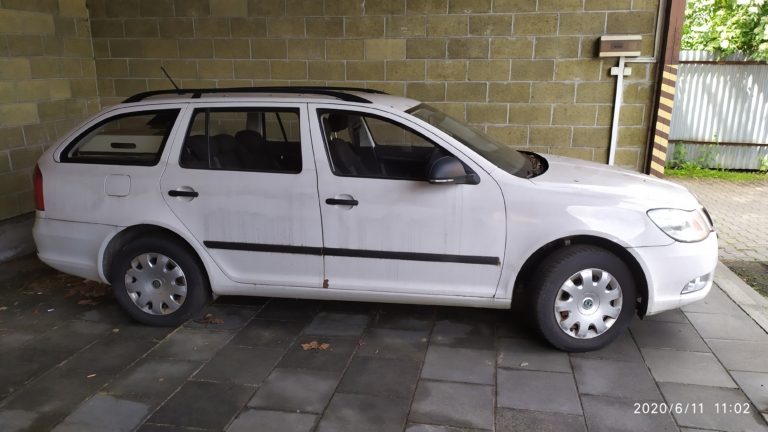 Nabídkové licitační řízení osobního automobilu ŠKODA OCTAVIA COMBI LPG ACTIV 1.6 a osobního automobilu PEUGEOT PARTNER typ 7, 1.6