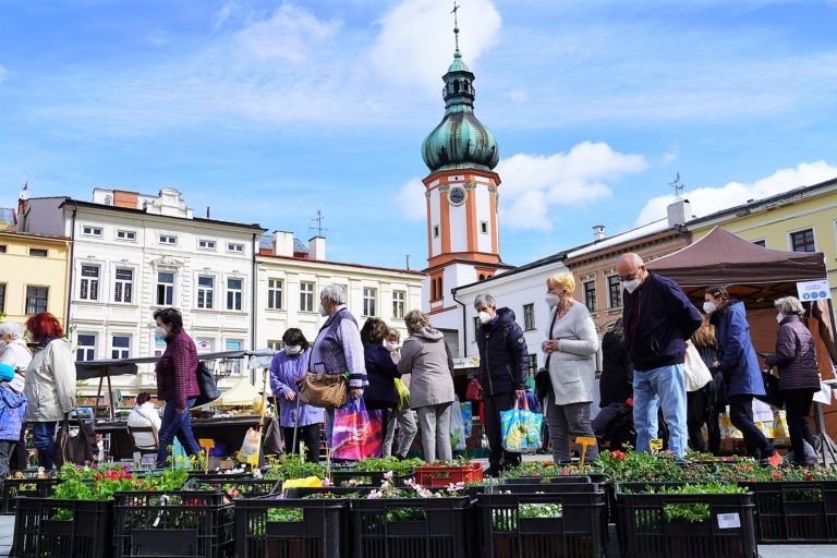 Beskydské farmářské trhy byly a budou plné sazenic