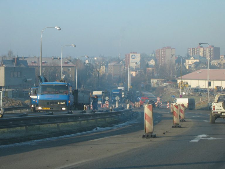 Obchvat obce Dobrá R-48