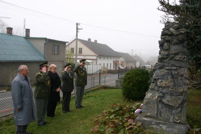 Uctili jsme všechny válečné veterány