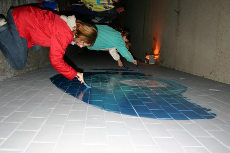 Město převzalo záštitu nad malováním v podchodu