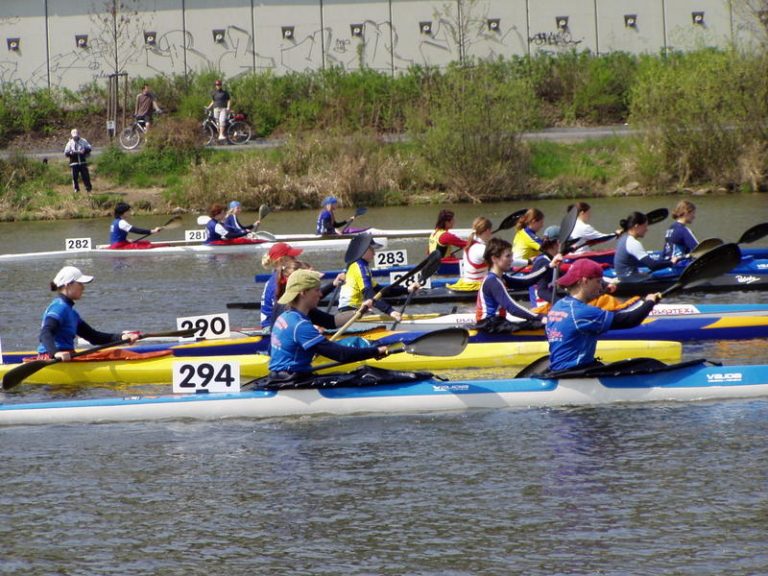 Mistrovské body pro mladé kajakáře z Prahy
