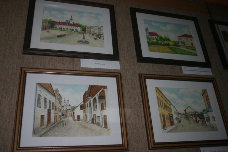 Staszko vystavuje na úřadě obrazy