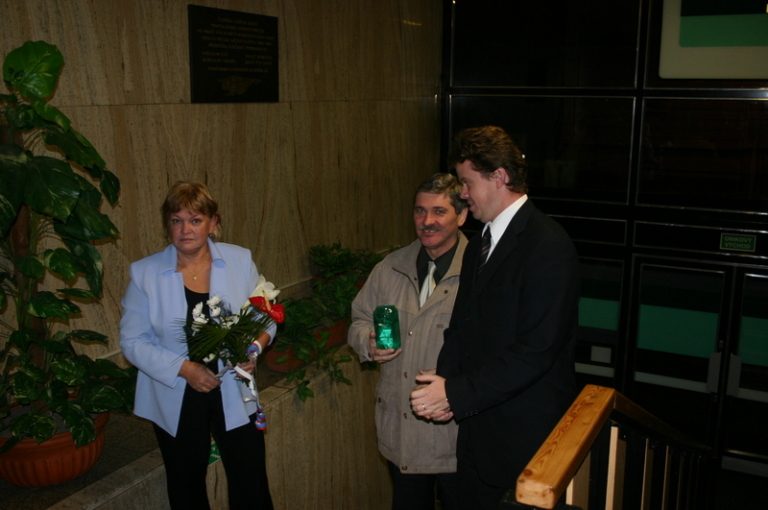 Zástupci města položili kytici obětem komunistického násilí