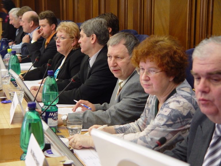 Fond reprezentace rozdělen