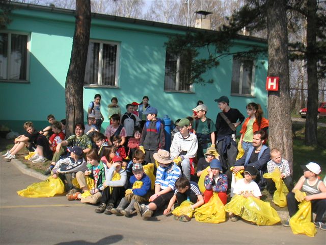Úklid lesa se Stonožkou