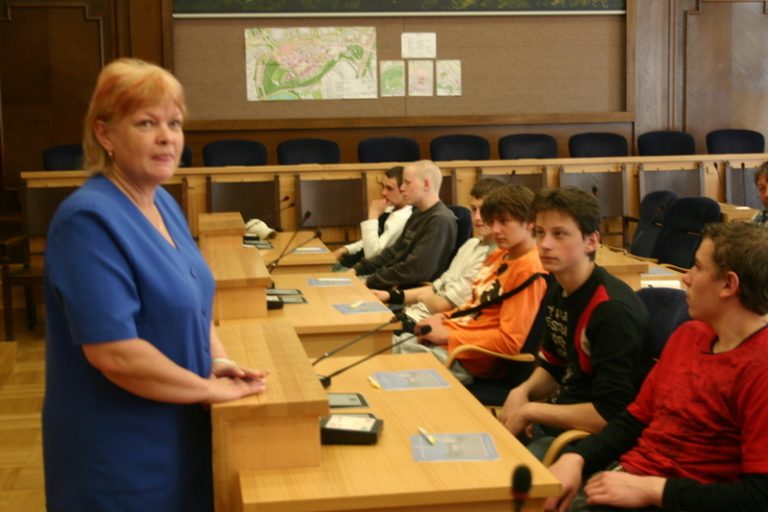 Starostka přivítala účastníky svářečské soutěže