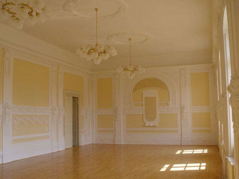 Město investovalo do auly