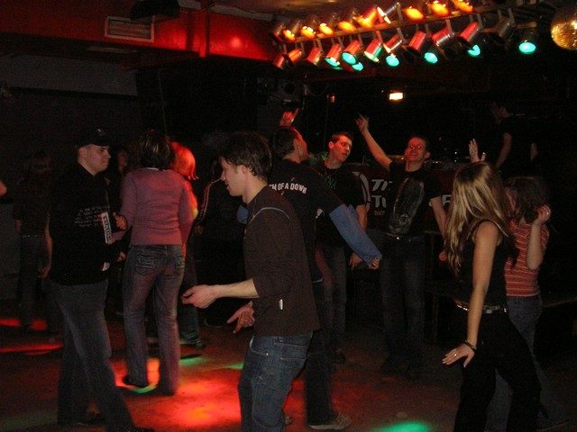 VELIKONOČNÍ ROCKOTÉKA – WORLD MUSIC