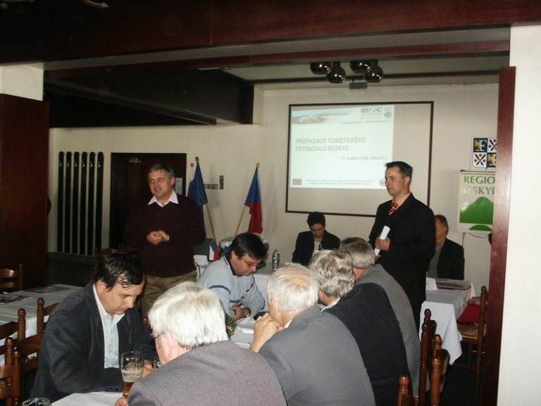 O cestovní ruch byl na konferenci zájem