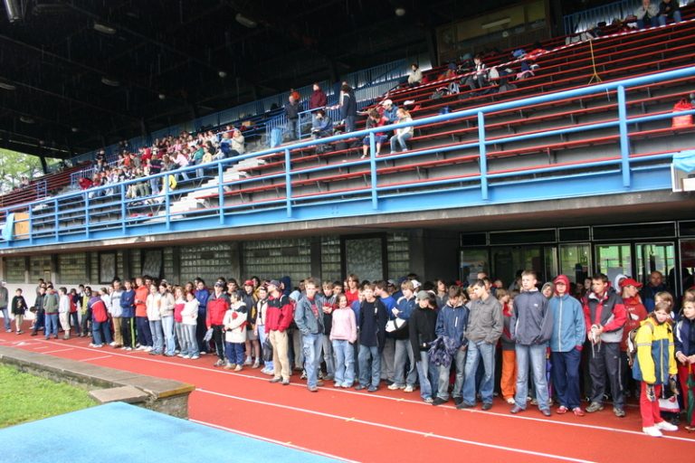 Atleti závodili o Pohár rozhlasu i v dešti