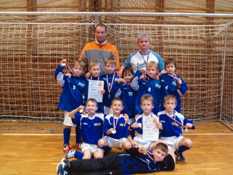 Fotbal FM-ročník 99 vyhrál turnaj v Hranicích