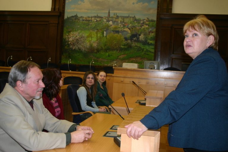 Děváťáci chtějí založit školní parlament
