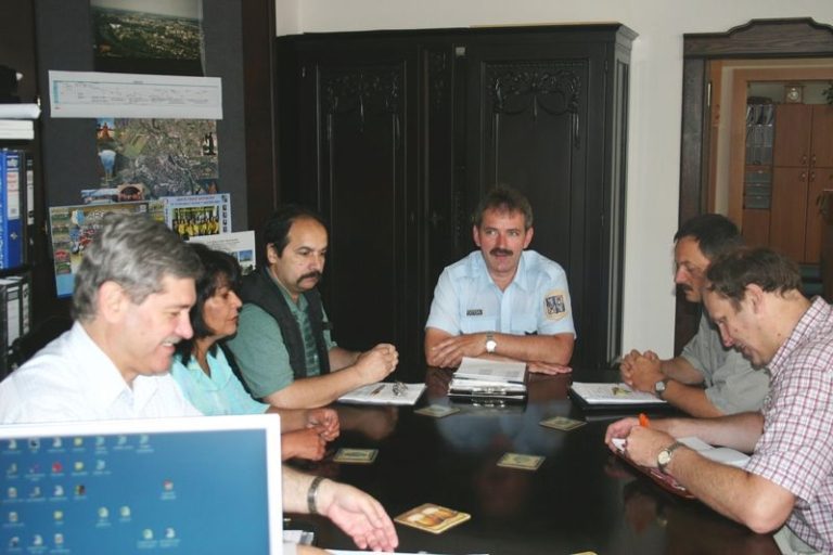 NA STŮL PRIMÁTORKY SE DOSTALA STÍŽNOST NA ROMY