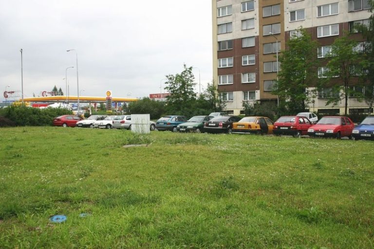 NA SLEZSKÉ PŘIBUDOU PARKOVACÍ MÍSTA