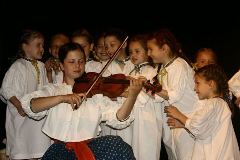 MĚSTO OPĚT PODPOŘÍ KULTURU A ZÁJMOVÉ AKTIVITY