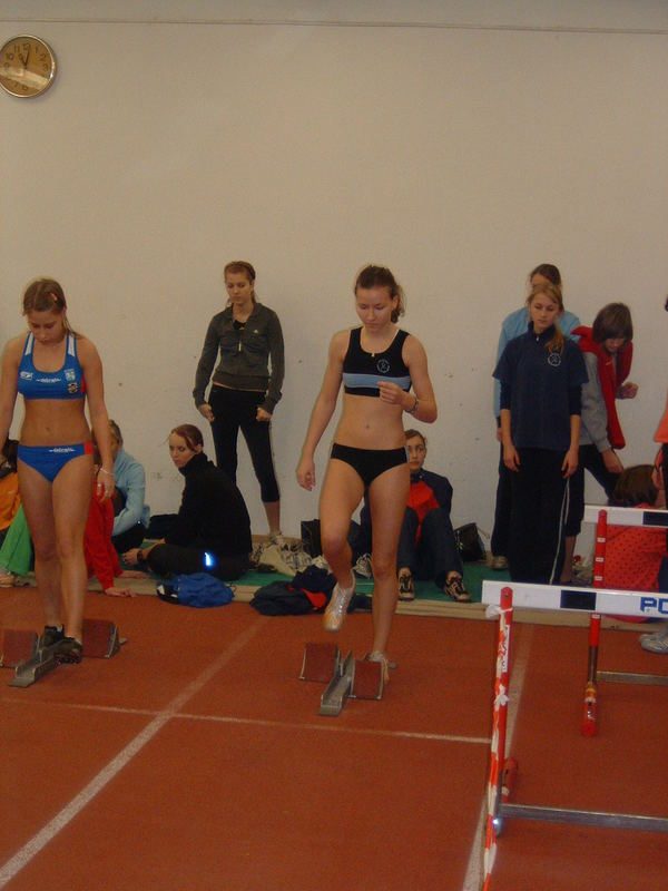 Mladí atleti úspěšní v hale